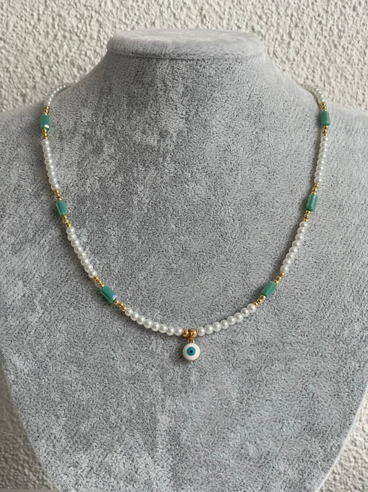 Perlenkette mit evil Eye Anhänger
