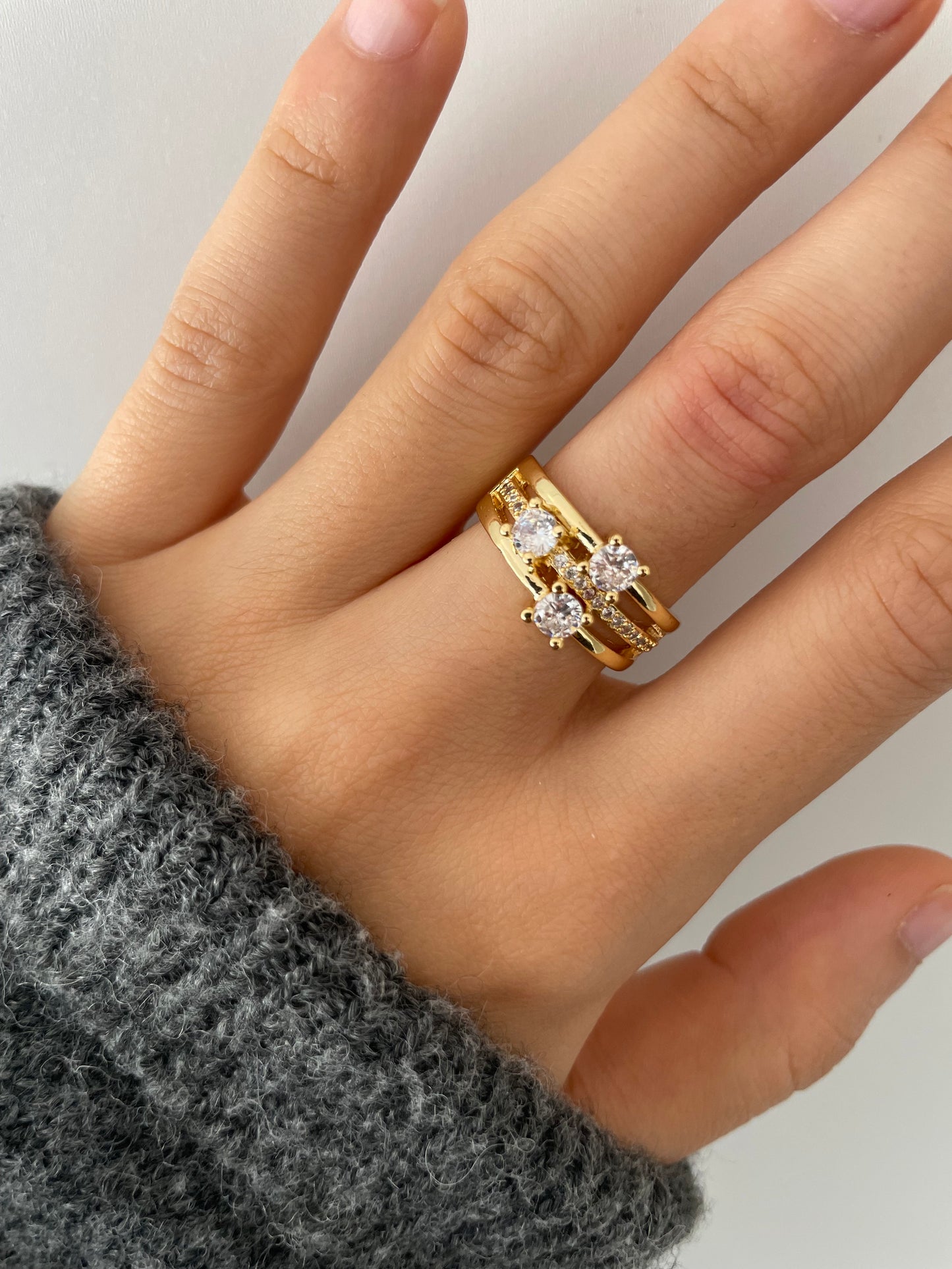 Ring mit Diamant Steine 18k vergoldet