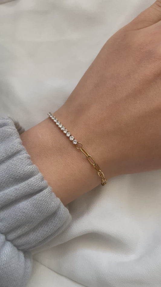 Halbseitiger Strasssteinarmband aus Edelstahl